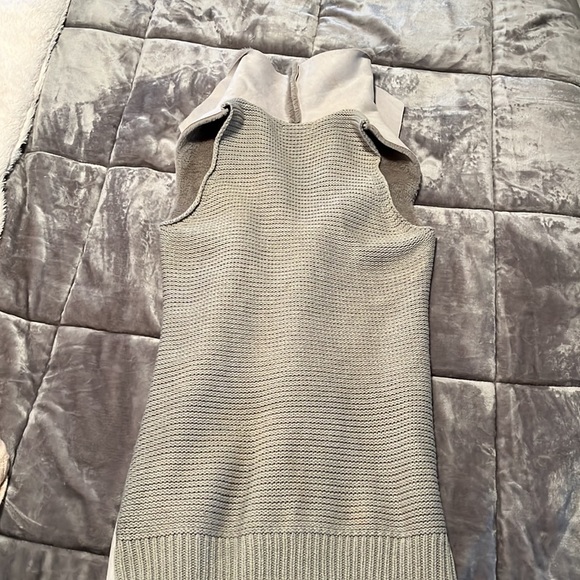 Moving Sale!!!! Gorgeous knit faux fur long vest - Picture 2 of 2